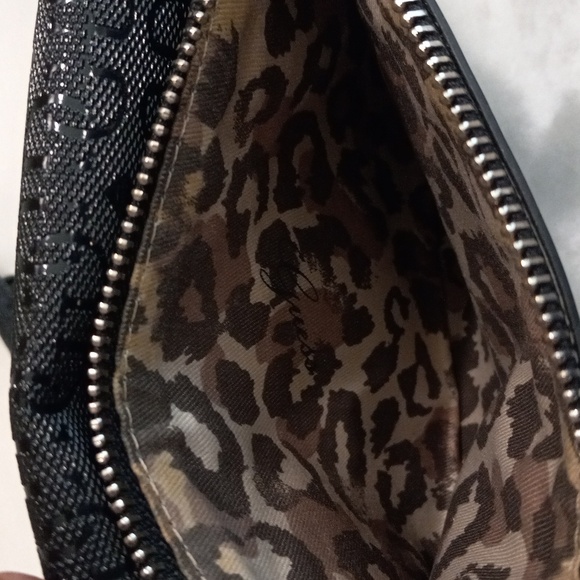 Shoulder Bag - Picture 6 of 16